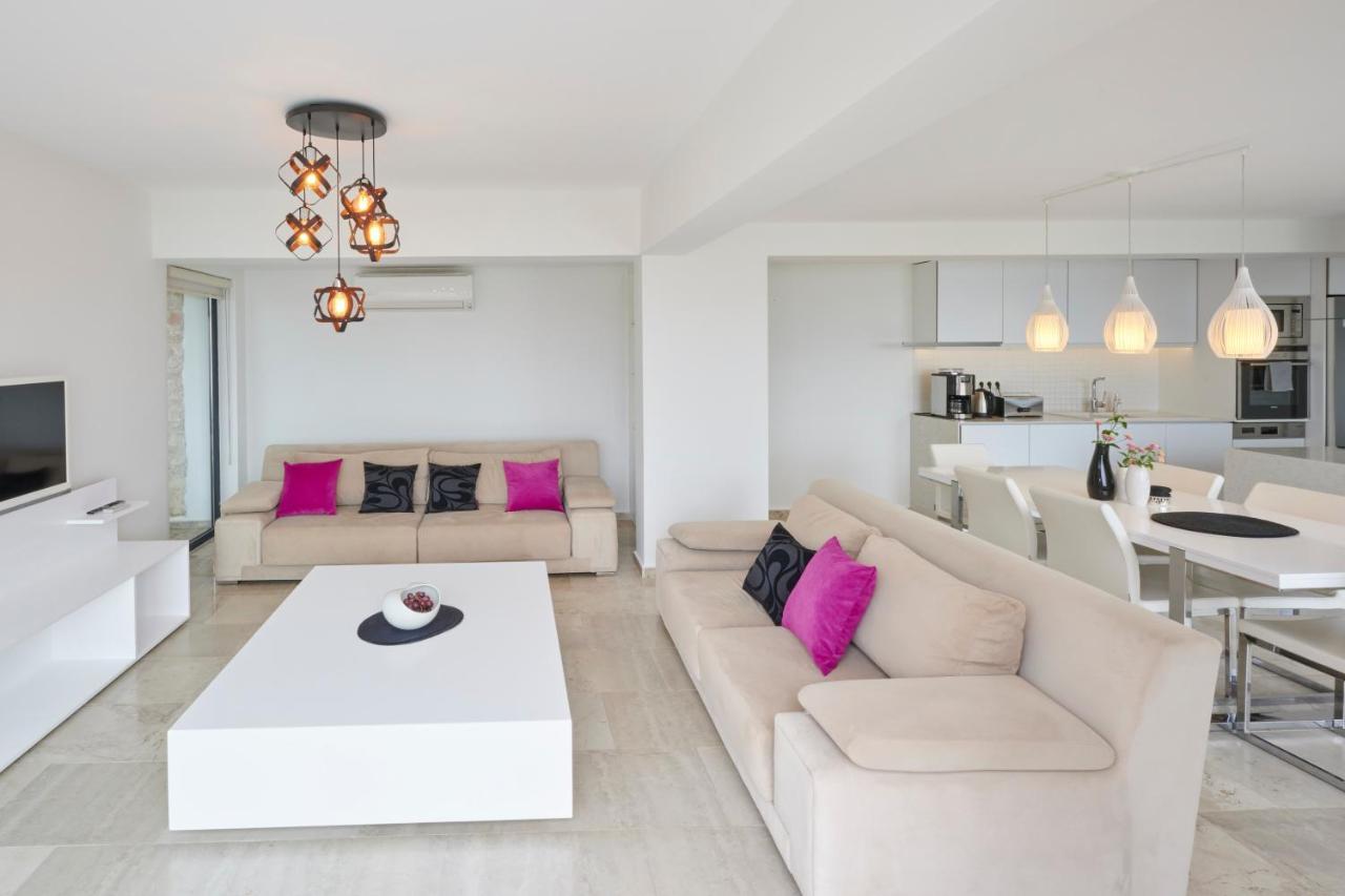 Luxus Villa Skyla Mit 5 Schlafzimmern & Meer-Blick Kaş Exteriör bild
