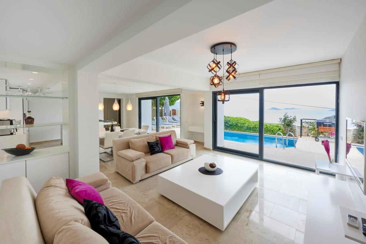 Luxus Villa Skyla Mit 5 Schlafzimmern & Meer-Blick Kaş Exteriör bild