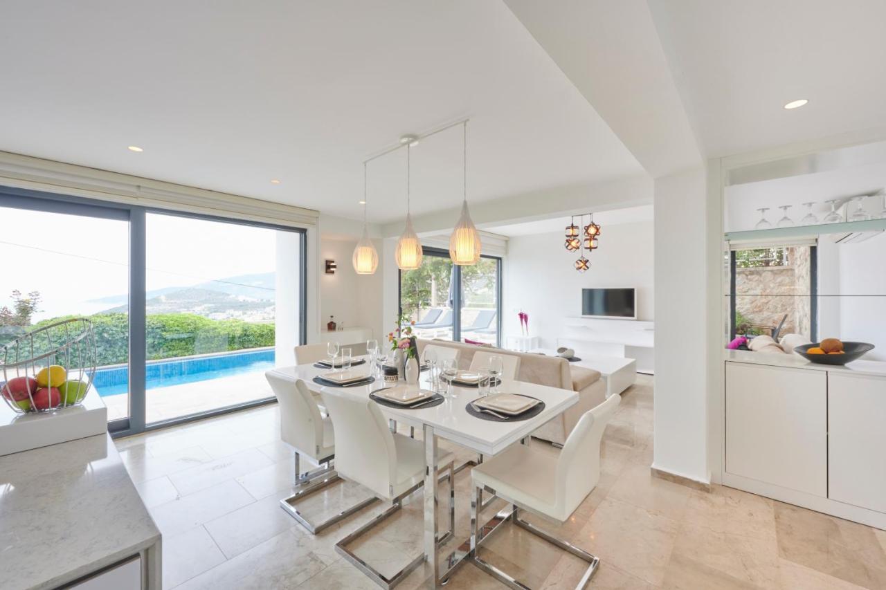 Luxus Villa Skyla Mit 5 Schlafzimmern & Meer-Blick Kaş Exteriör bild